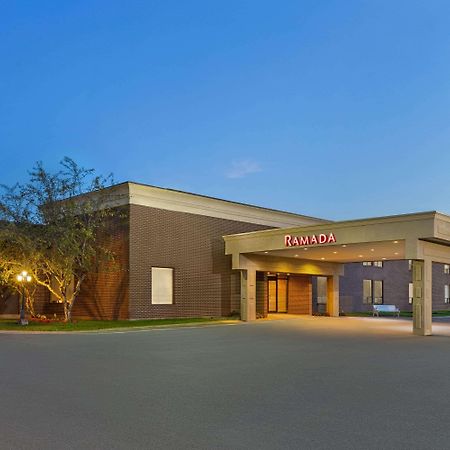 Ramada By Wyndham Fredericton Hotel Luaran gambar