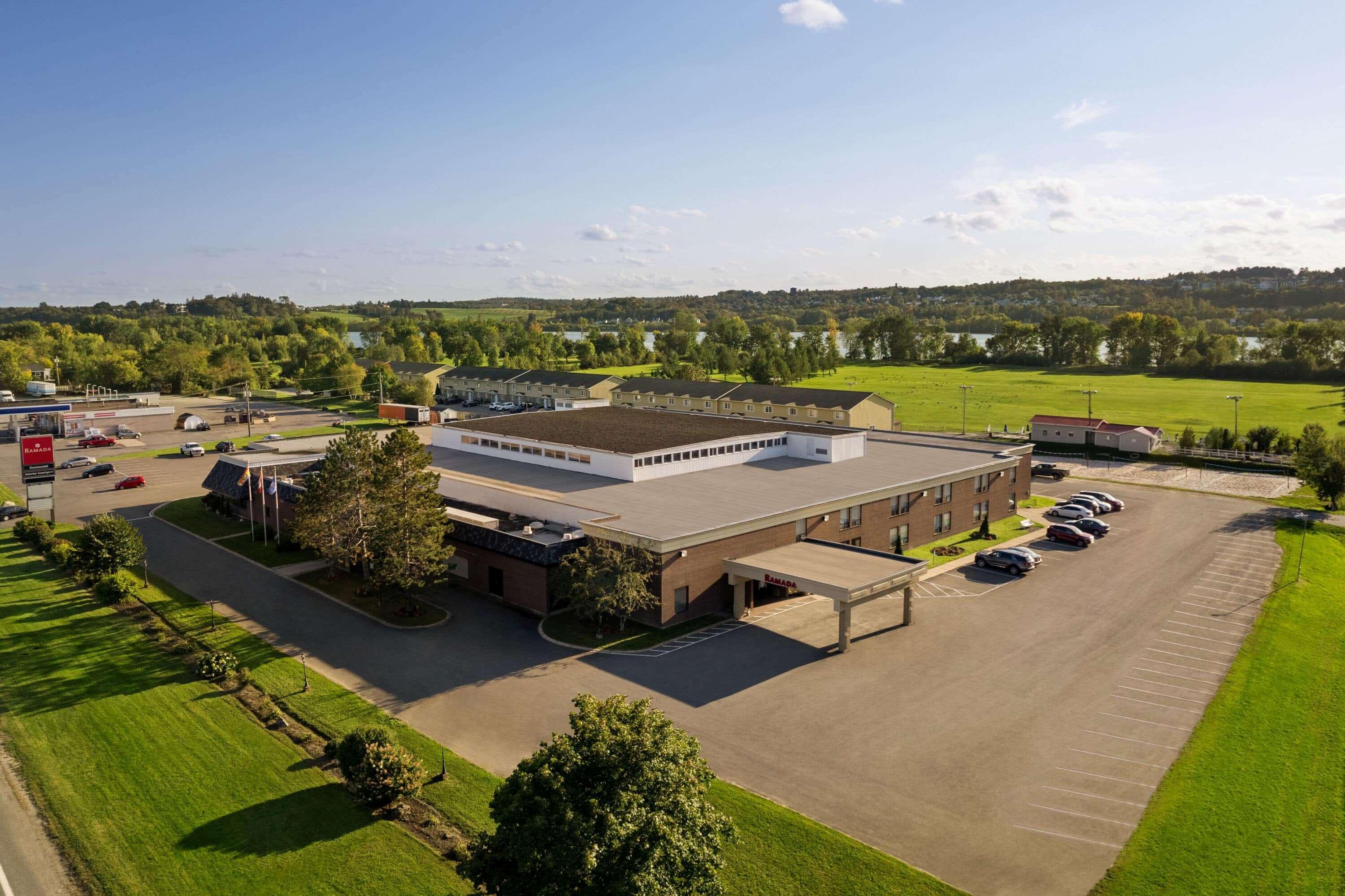 Ramada By Wyndham Fredericton Hotel Luaran gambar
