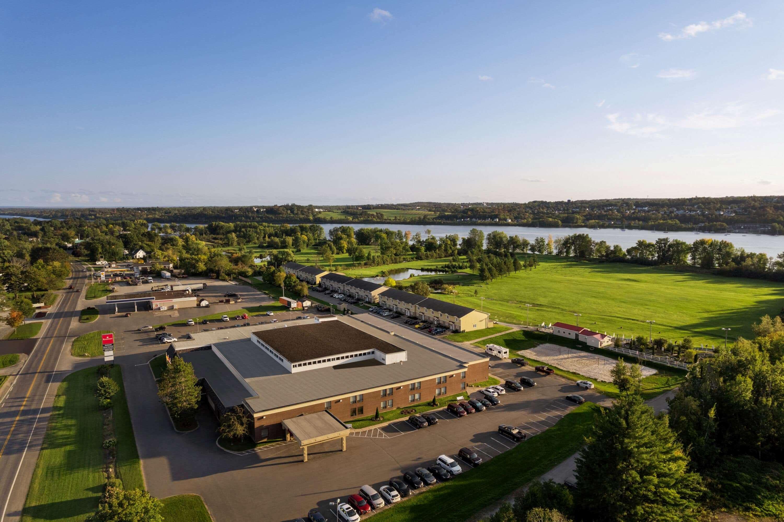 Ramada By Wyndham Fredericton Hotel Luaran gambar