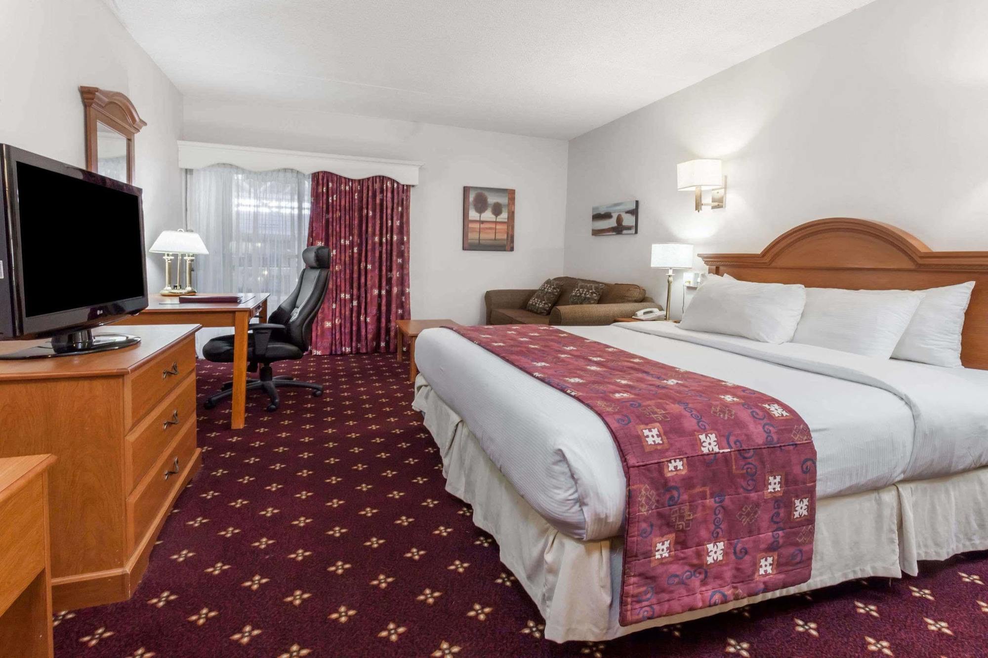 Ramada By Wyndham Fredericton Hotel Luaran gambar
